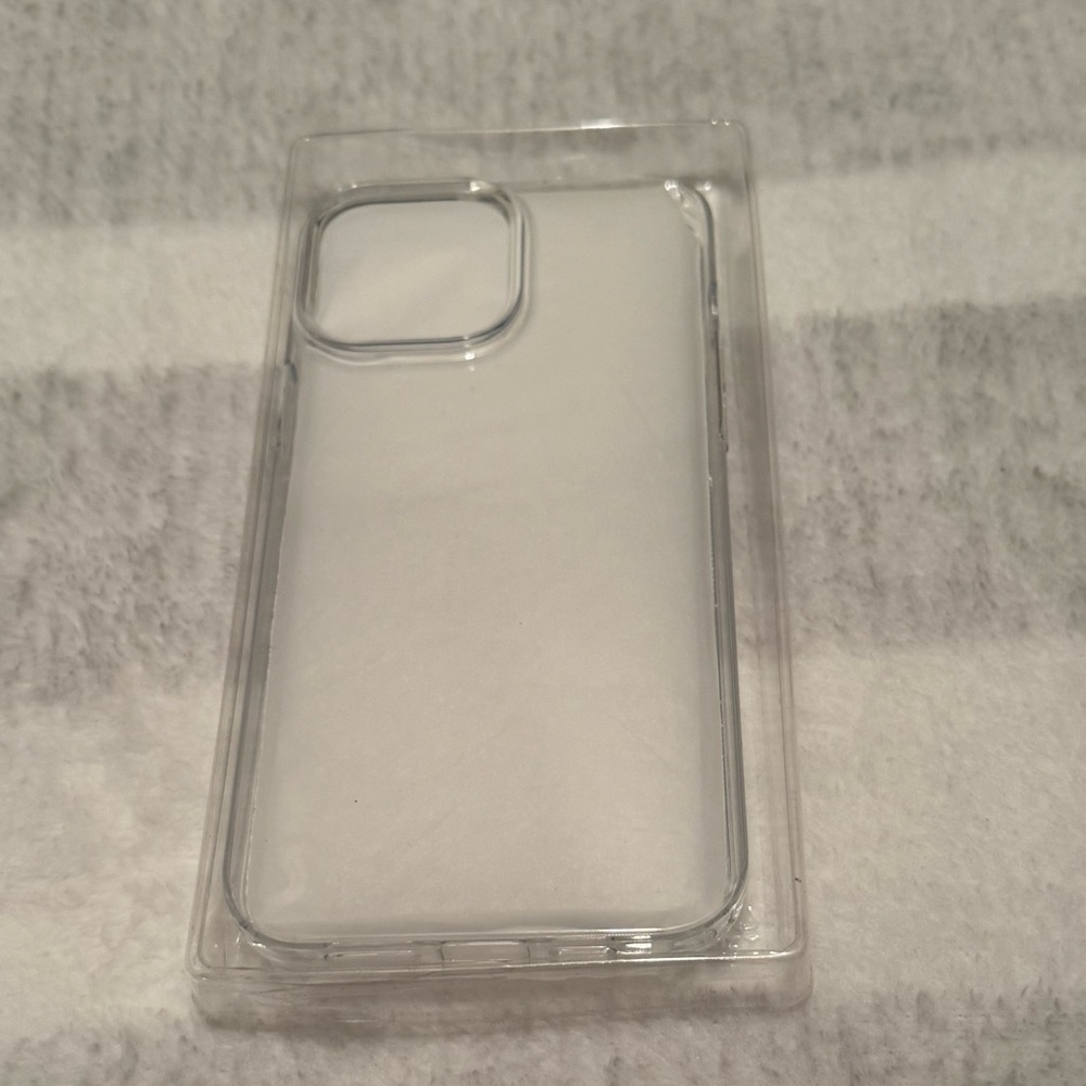📱 TORRAS Clear Case for iPhone 13 Pro Max
